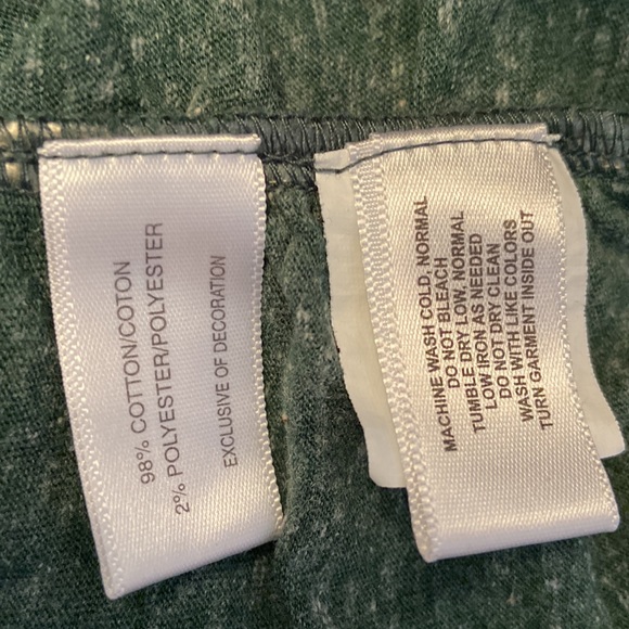 Cal Poly Green Ruched T-shirt. Like new. Cal Poly San Luis Obispo - Picture 4 of 9